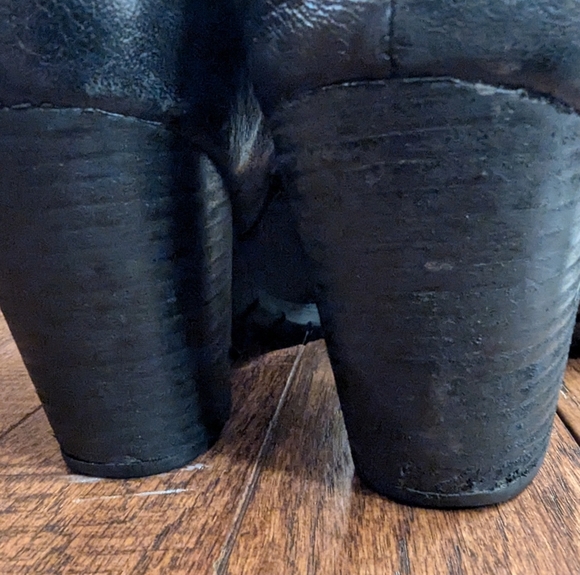 Clarks Mission Halle Distressed Leather Black Heel Ankle Boot Women Size… - Picture 15 of 16